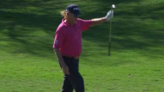 Miguel Angel Jimenez chips in for birdie at Chubb Classic