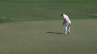 Russell Henley holes 13-foot birdie putt at Cognizant Classic