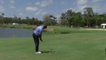 Ángel Cabrera | Round 3 | 10th hole | Shot 3 | 2025 James Hardie