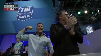 Min Woo Lee drains clutch putt for eagle at TGL