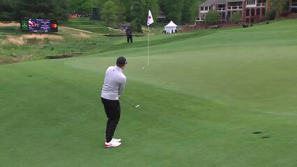 Best of Matt Fitzpatrick’s cross-handed chipping