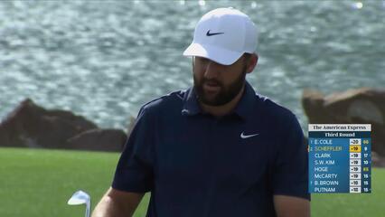 Scottie Scheffler sinks 23-foot birdie putt on No. 10 at The American Express