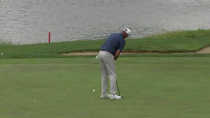 Jerry Kelly makes birdie on No. 12 at Sanford International