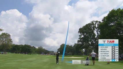 Tommy Fleetwood's 152-yard approach sets up birdie on No. 4 at TOUR Championship