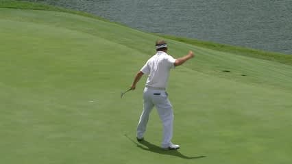 Nicholas Thompson drains a 12-foot birdie putt on No. 18 at Crowne Plaza