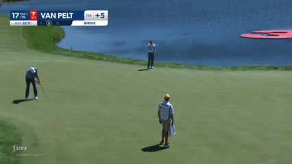 Bo Van Pelt sinks a 32-foot birdie at 3M Open