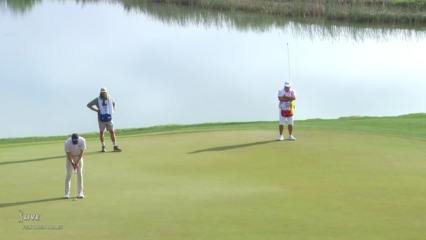 Wyndham Clark drains 16-foot birdie putt at Valero