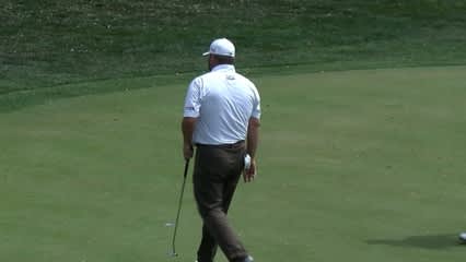 Jason Gore knocks in an eagle putt at Valspar