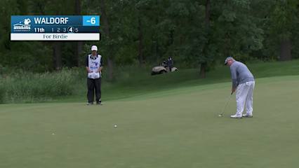 Duffy Waldorf drains birdie putt at American
