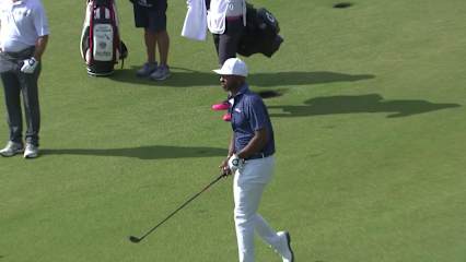 Timothy O'Neal makes eagle putt on No. 18 at Mitsubishi