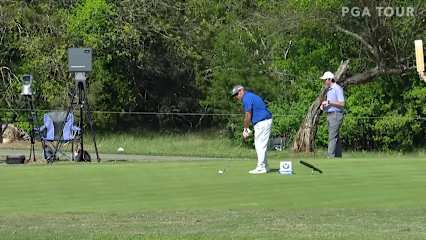 Kevin Stadler hits tee shot to 5 feet and birdies at Valero