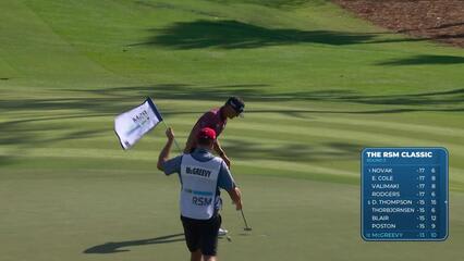 Max McGreevy sinks 10-foot birdie putt on No. 11 at The RSM Classic