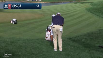 Jhonattan Vegas taps in from 3 feet for birdie on No. 16 at THE PLAYERS