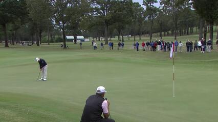 Justin Leonard makes birdie putt on No. 15 at Simmons Bank Championship