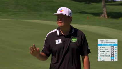 Sungjae Im sinks a 25-foot birdie putt on No. 15 at BMW Championship