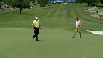 Tim Herron converts a 28-foot putt for birdie at HP Byron Nelson