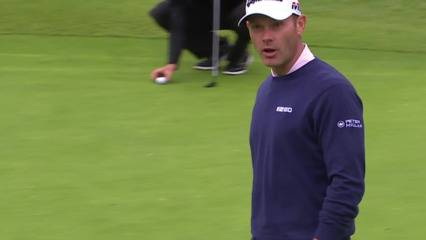 Shawn Stefani chips in for birdie at Genesis Open
