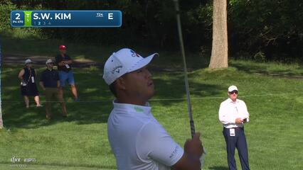 Si Woo Kim's 128-yard approach sets up birdie on No. 2 at the Memorial