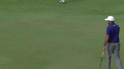 Rhein Gibson sinks 23-footer for birdie at the Sony Open
