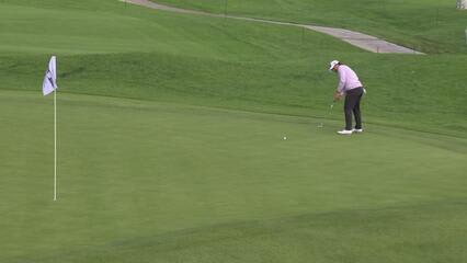 Aldrich Potgieter buries 46-foot birdie putt on No. 5 at The Genesis