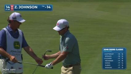 Zach Johnson sinks 9-foot birdie putt on No. 14 at John Deere