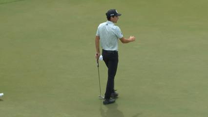 Joaquin Niemann cards back-to-back birdies on No. 14 at TOUR Championship