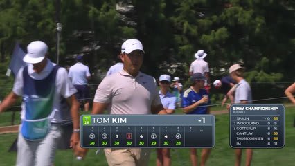 Tom Kim drains 7-foot putt for birdie on No. 8 at BMW Championship