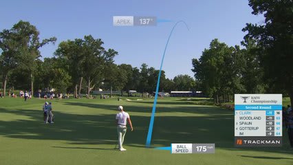 Wyndham Clark's 271-yard approach sets up birdie on No. 17 at BMW
