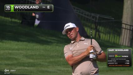 Gary Woodland makes birdie on No. 15 at the Memorial