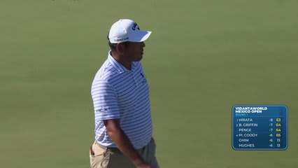 Chan Kim sinks 20-foot putt for birdie on No. 14 at Mexico Open
