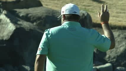 Jason Gore converts lengthy birdie putt on No. 17 at CareerBuilder