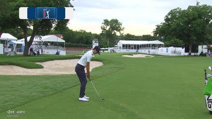 Alex Smalley gets up-and-down from 134 yards for birdie on No. 15 at Charles Schwab