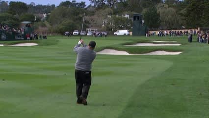 Kevin Stadler birdies No. 15  at AT&T Pebble Beach
