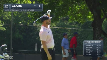 Wyndham Clark drains 18-foot putt for birdie on No. 17 at TOUR Championship