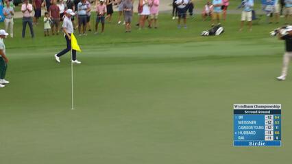 William Mouw sinks a 36-foot birdie putt on No. 9 at Wyndham