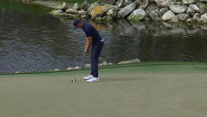 Jordan Spieth pours in 12-foot birdie putt on No. 13 at Arnold Palmer