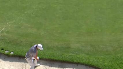 Bernd Wiesberger holes out from bunker for birdie at WGC-Mexico