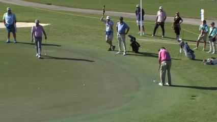 Boo Weekley holes birdie from off the green at SAS Champ