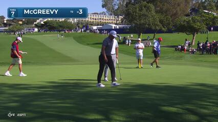 Max McGreevy sinks 14-foot birdie putt on No. 7 at Farmers