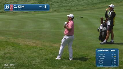 Chan Kim sinks 12-foot birdie putt on No. 14 at John Deere