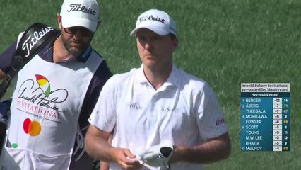 Russell Henley sinks 32-foot birdie putt on No. 8 at Arnold Palmer