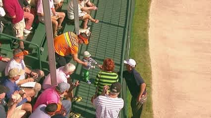 Pride birdies No. 17 in Round 2 of Tampa Bay