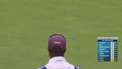 Brandon Wu makes birdie on No. 18 at Rocket Mortgage