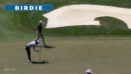 Adrien Dumont de Chassart holes 41-foot birdie putt at Valspar