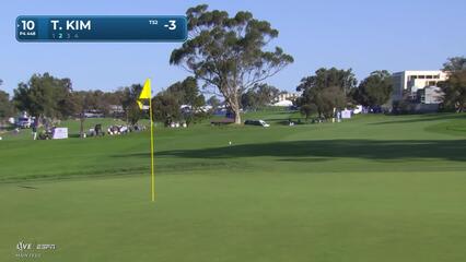 Tom Kim hits 158-yard approach to 4 feet, sets up birdie on No. 10 at Farmers