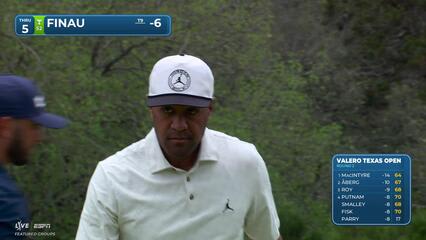 Tony Finau drains 16-foot birdie putt on No. 5 at Valero