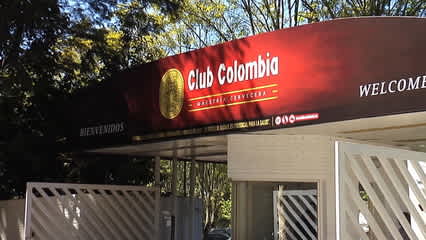 Roberto Diaz and Andrew Landry tied at Club Colombia