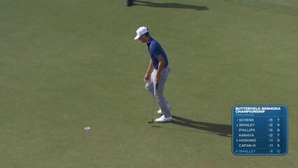 Alex Smalley makes birdie putt on No. 11 at Butterfield Bermuda