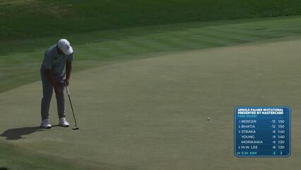 Si Woo Kim sinks 9-foot birdie putt on No. 4 at Arnold Palmer