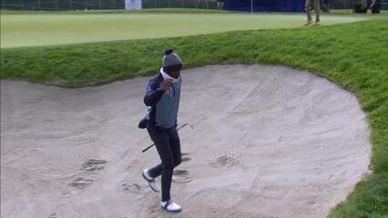 Kamaiu Johnson holes bunker shot to save par at APGA Farmers